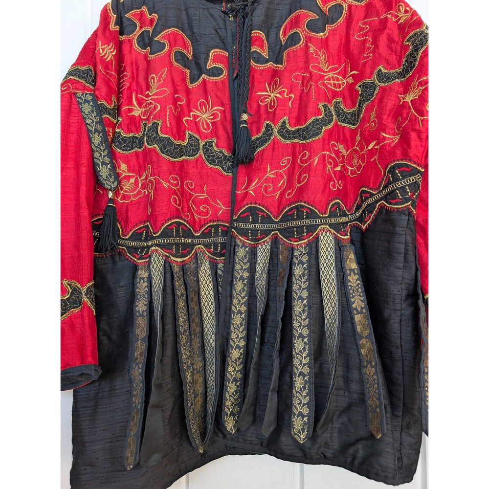 Vintage Silk Embroidered Tunic Jacket India Boho Festival Tassel - Picture 8 of 8